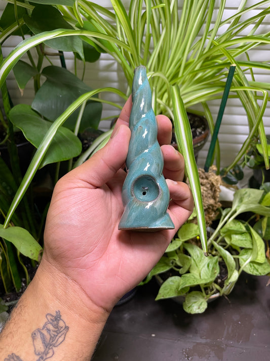 Unicorn Horn Herb Smoking Pipe- turquoise