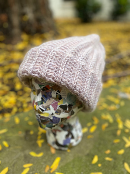 Liliac Whisper Minimalist beanie